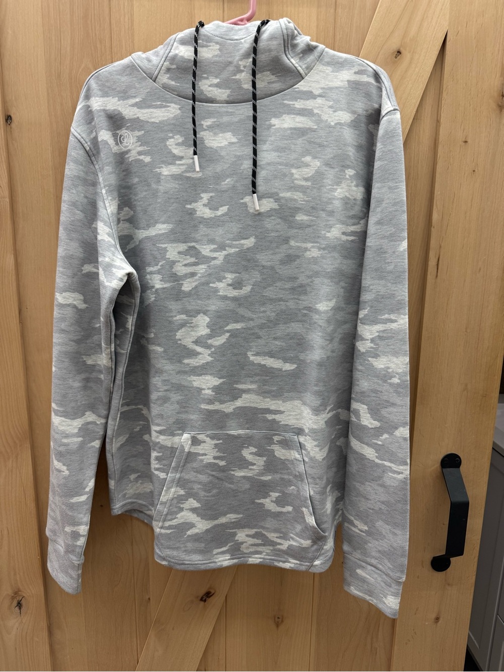 Legends Hawthorne Tech Hoodie in Grey/ Light Grey Camo